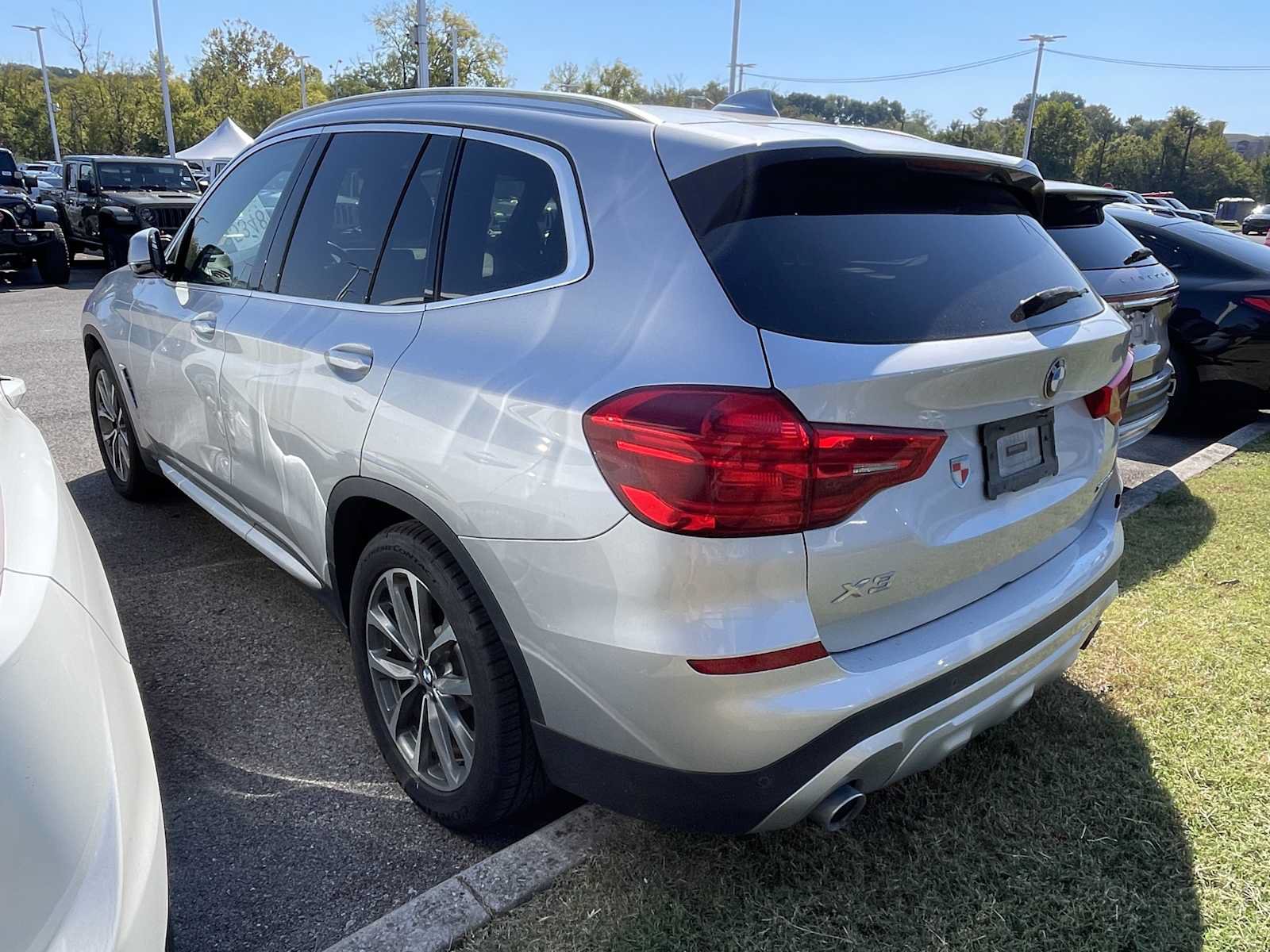Used 2019 BMW X3 xDrive30i w/ Driving Assistance Package AWD/4WD image 4