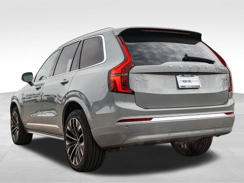 New 2026 Volvo XC90 B5 Plus w/ Protection Package image 7