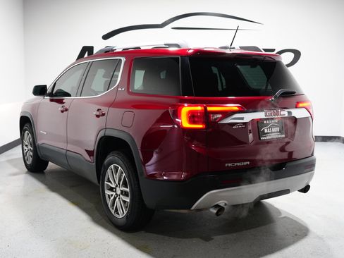 Used 2017 GMC Acadia SLE w/ Driver Alert Package I image 9