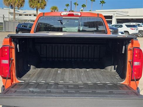 Used 2021 Chevrolet Colorado LT w/ Safety Package image 7