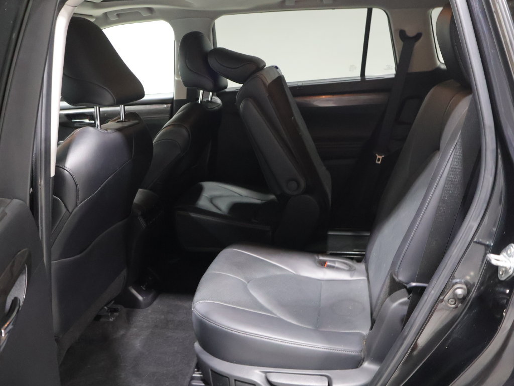 Used 2024 Toyota Highlander Limited AWD/4WD image 18