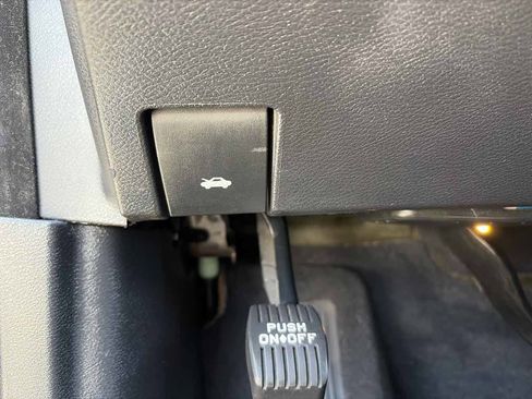 Used 2013 Chrysler 300 C w/ Light Group RWD image 33