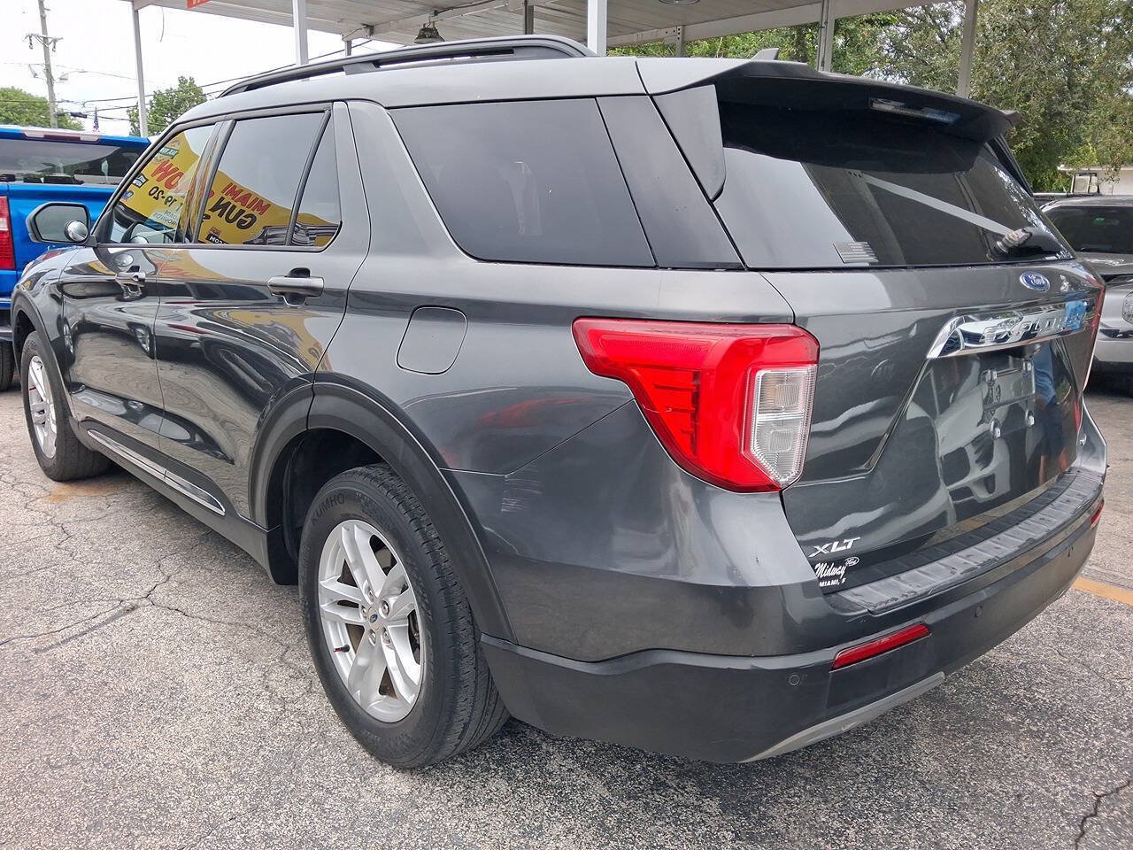 Used 2020 Ford Explorer XLT w/ Equipment Group 202A RWD image 3