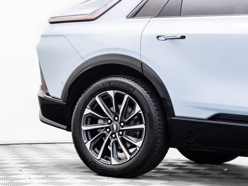 New 2026 Cadillac Lyriq Sport image 33