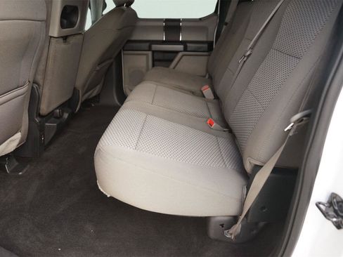 Used 2018 Ford F150 XLT RWD image 12
