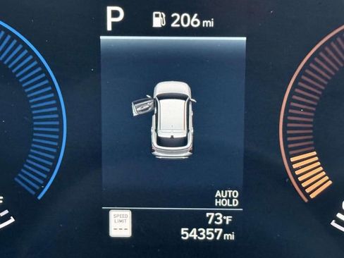 Used 2024 Hyundai Kona SEL AWD/4WD image 24