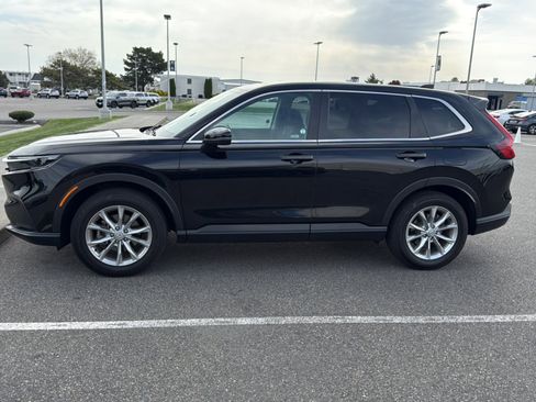 Used 2024 Honda CR-V EX image 1