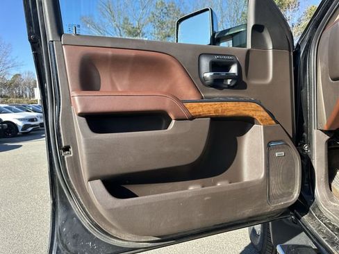 Used 2016 Chevrolet Silverado 3500 High Country w/ Duramax Plus Package image 14