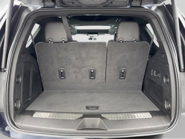 Used 2023 Chevrolet Tahoe Premier AWD/4WD image 47