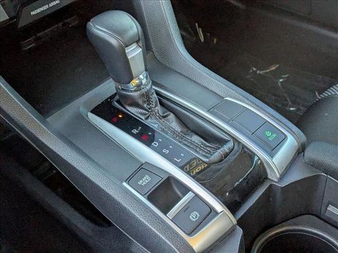 Used 2019 Honda Civic EX image 12