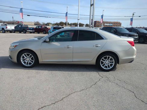 Used 2015 Chevrolet Malibu LT w/ Power Convenience Package image 5