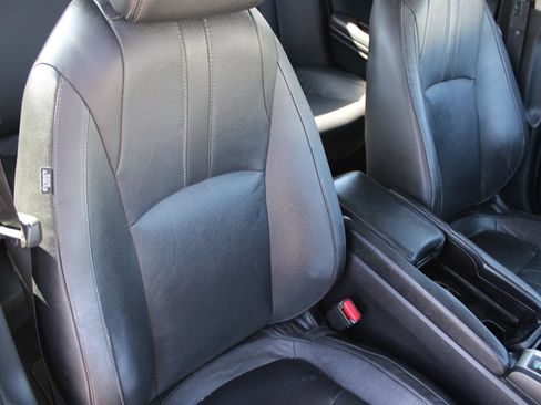 Used 2017 Honda Civic EX-L image 13