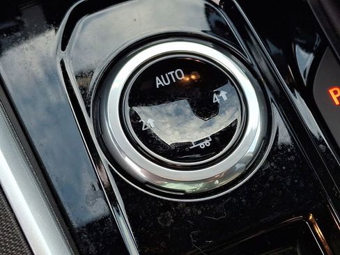 Certified 2023 Chevrolet Colorado LT w/ LT Convenience Package image 24