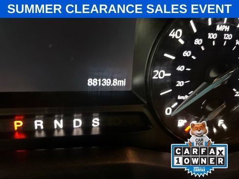 Used 2018 Ford Explorer XLT AWD/4WD image 17