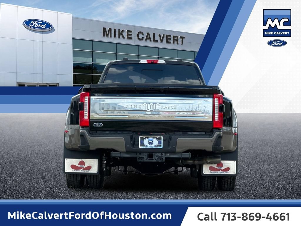 New 2026 Ford F350 King Ranch w/ FX4 Off-Road Package AWD/4WD image 4