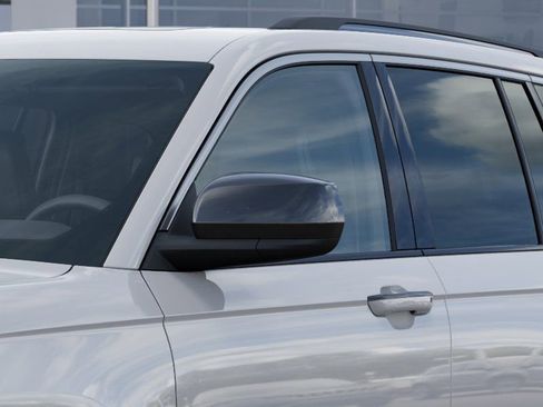 New 2026 Jeep Grand Cherokee Altitude RWD image 12