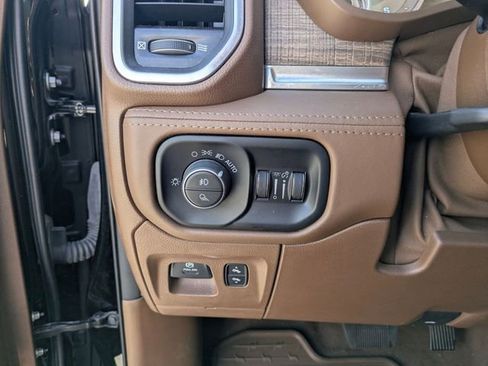 Used 2021 RAM 1500 Limited AWD/4WD image 13