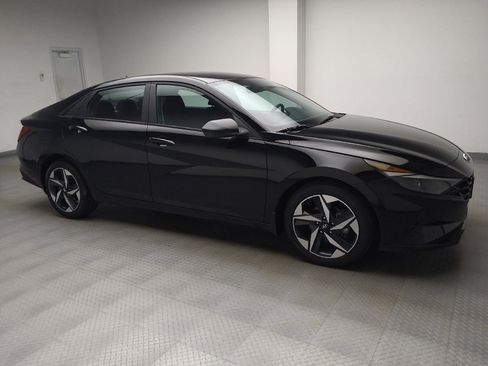Used 2023 Hyundai Elantra SEL w/ Convenience Package FWD image 11