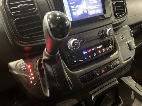 Used 2025 RAM ProMaster 2500 w/ Convenience Group FWD image 26