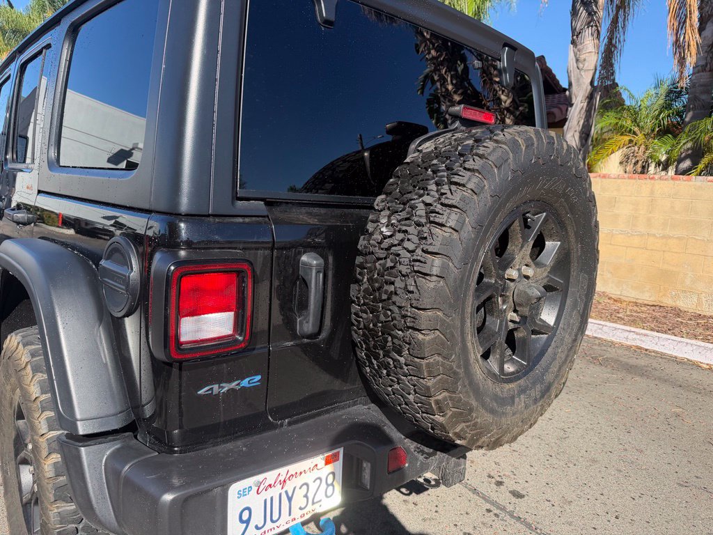 Used 2024 Jeep Wrangler Unlimited AWD/4WD image 12