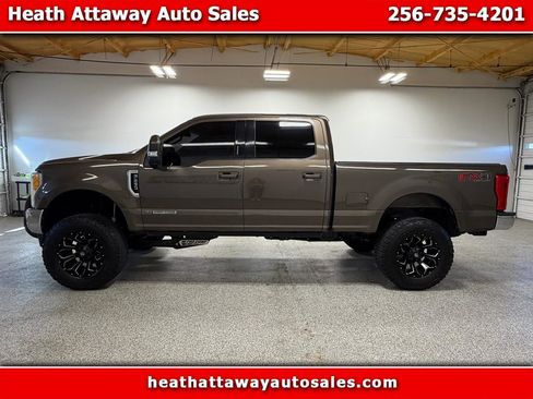 Used 2017 Ford F250 Lariat w/ Lariat Value Package image 1