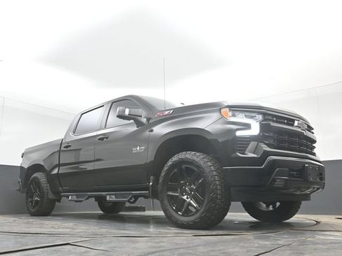 Used 2023 Chevrolet Silverado 1500 RST AWD/4WD image 41