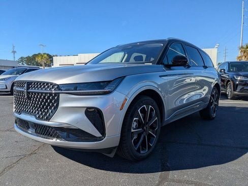 New 2026 Lincoln Nautilus Reserve AWD/4WD image 8
