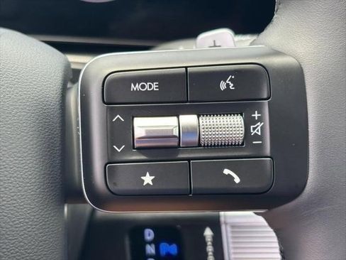 New 2025 Hyundai Santa Fe SEL image 13