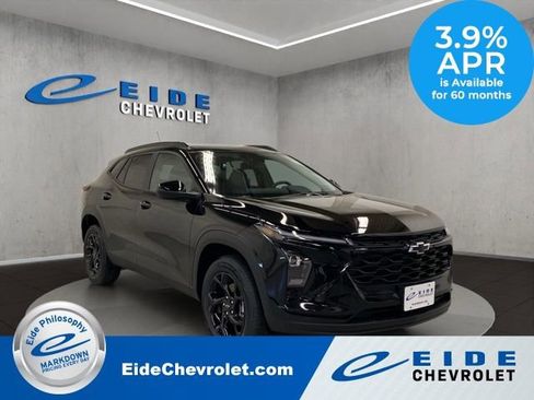 New 2026 Chevrolet Trax LT image 1