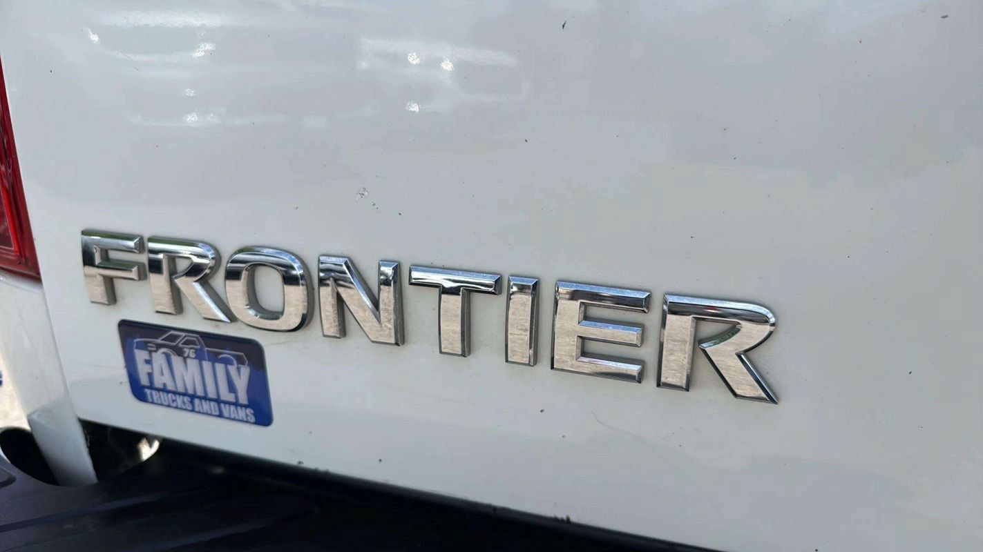 Used 2018 Nissan Frontier SV RWD image 20