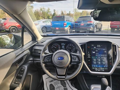 Used 2025 Subaru Crosstrek 2.5i Premium w/ Crosstrek Mirror Package AWD/4WD image 10