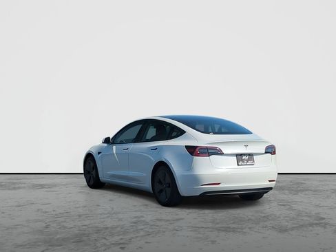 Used 2023 Tesla Model 3 Standard Range RWD image 6