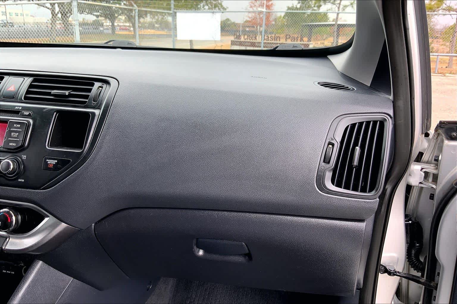Used 2012 Kia Rio LX w/ PWR Pkg FWD image 18