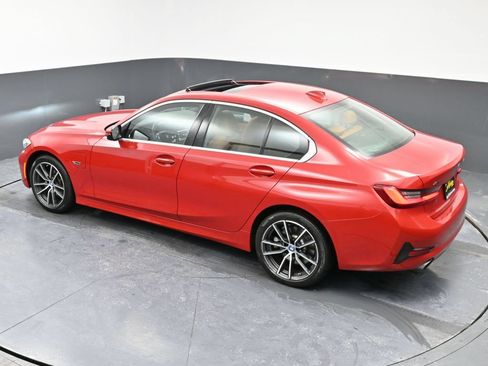 Used 2022 BMW 330e xDrive w/ Convenience Package AWD/4WD image 46