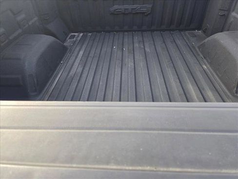 Used 2021 GMC Sierra 1500 AT4 w/ AT4 Preferred Package image 6