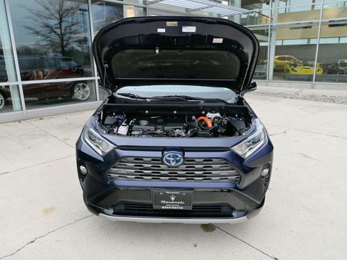 Used 2021 Toyota RAV4 XSE image 60