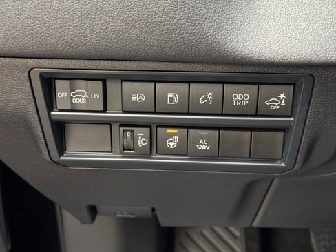 Used 2024 Toyota Sequoia Limited RWD image 18