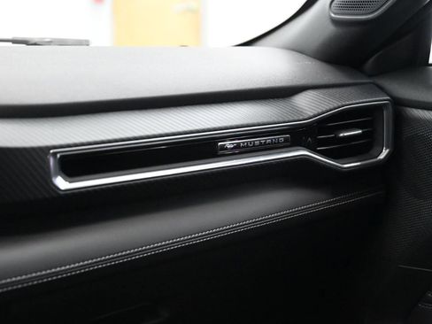 Used 2025 Ford Mustang GT Premium image 36