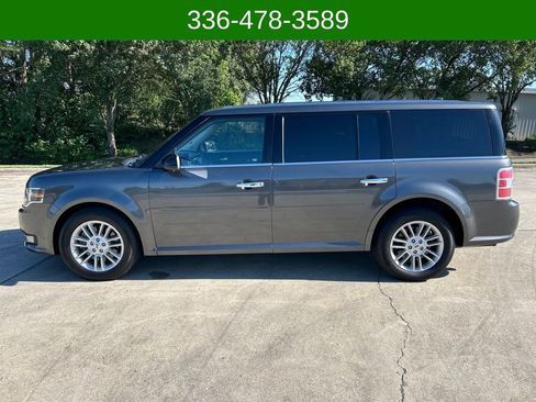 Used 2019 Ford Flex SEL w/ Equipment Group 202A AWD/4WD image 2
