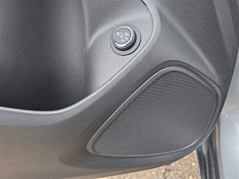 Used 2023 Buick Encore GX Essence w/ Experience Buick Package image 28