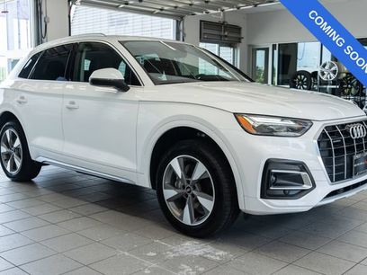 Used 2023 Audi Q5 2.0T Premium w/ Convenience Package