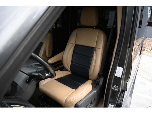 Used 2017 Ford Transit 250 148 Medium Roof RWD image 14