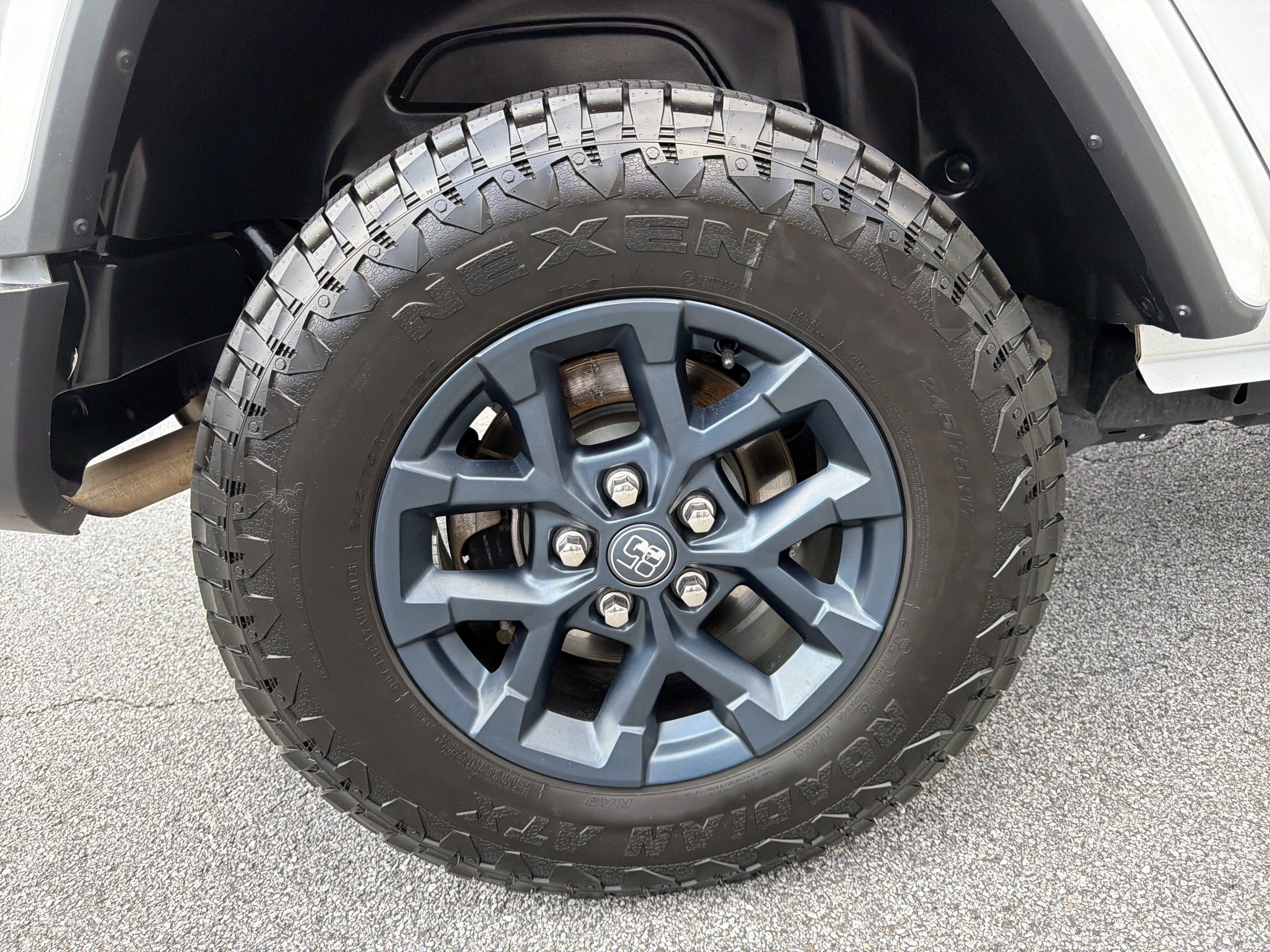 Used 2021 Jeep Wrangler Unlimited Sahara AWD/4WD image 21