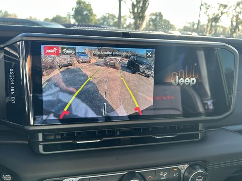 New 2026 Jeep Wrangler Unlimited Rubicon image 41