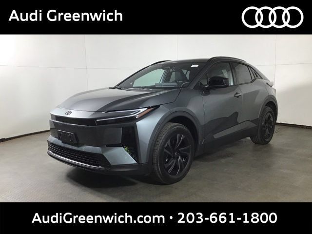 Used 2026 Toyota C-HR AWD/4WD image 3
