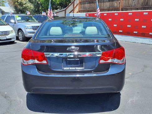 Used 2015 Chevrolet Cruze LT FWD image 17