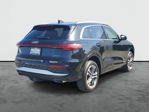 Used 2025 Audi Q5 Premium w/ Convenience Package AWD/4WD image 4