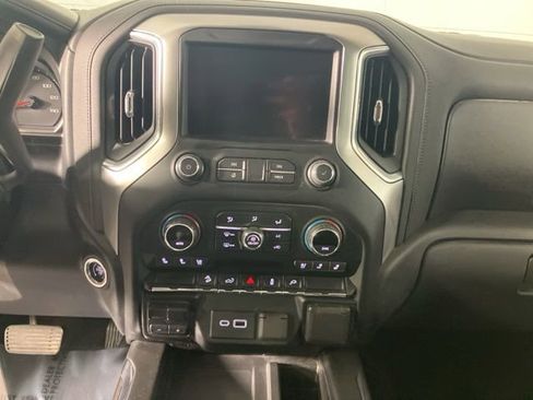 Used 2020 Chevrolet Silverado 2500 LTZ w/ LTZ Convenience Package AWD/4WD image 13