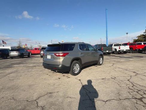 Certified 2018 Chevrolet Traverse LT image 32