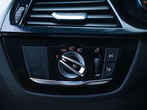 Used 2018 BMW 640i Gran Turismo xDrive w/ M Sport Package image 17